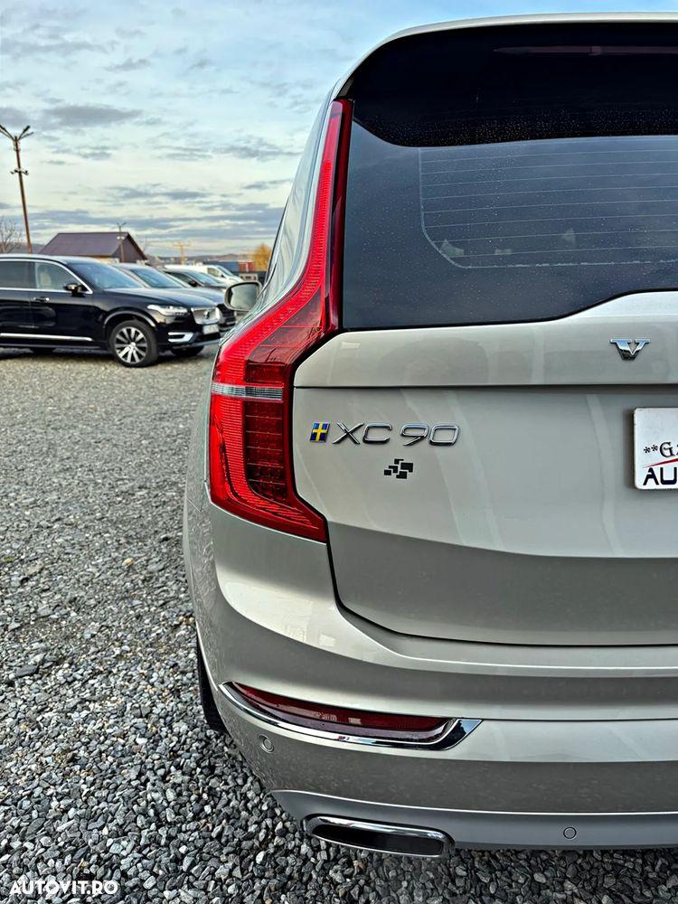 Volvo XC 90 T8 AWD Twin Engine Geartronic Inscription - 38