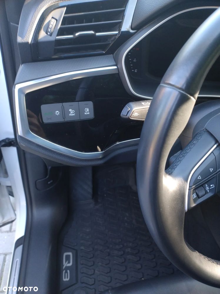 Audi Q3 45 TFSI Quattro S tronic S line - 17