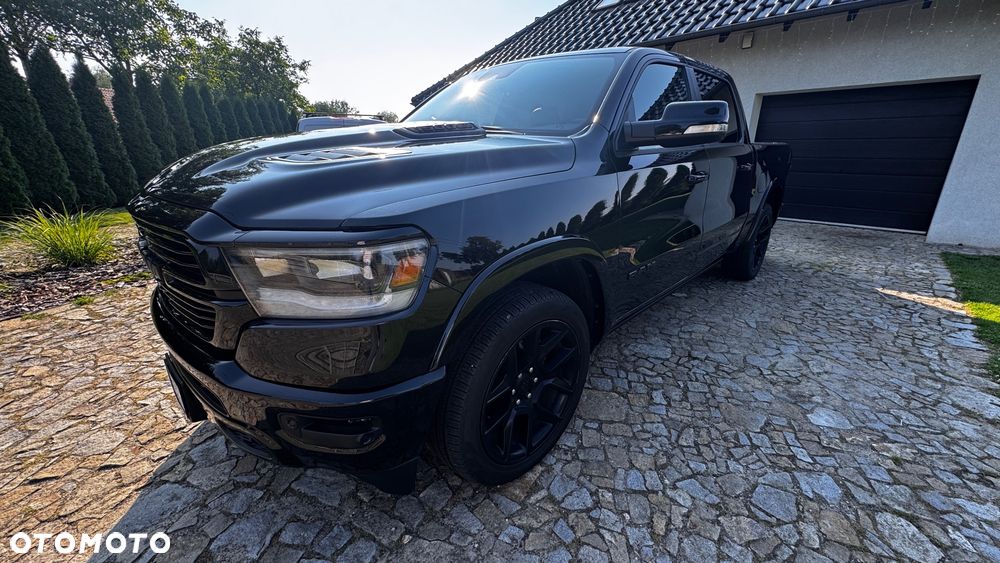 RAM 1500 5.7 eTorque Crew Cab Shortbed Laramie Black - 5