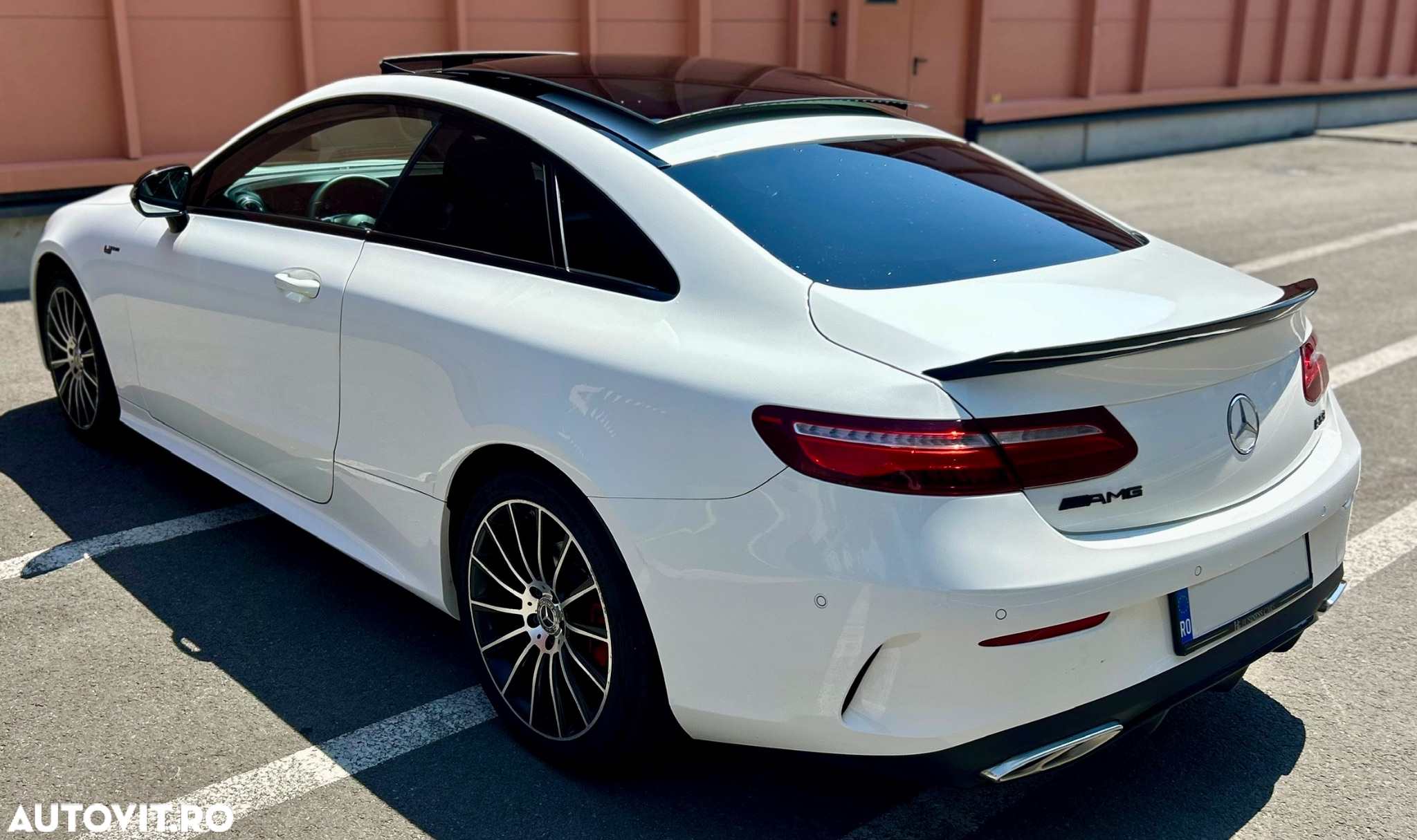 Mercedes-Benz E 220 d Coupe 9G-TRONIC AMG Line - 15