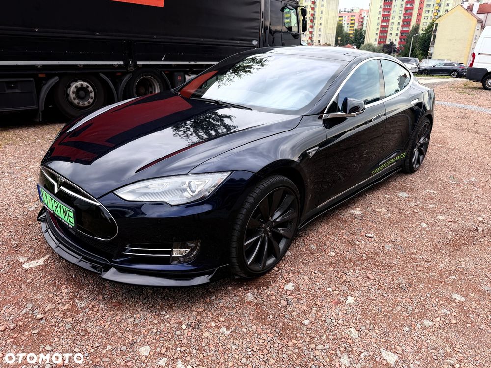 Tesla Model S Performance - 7