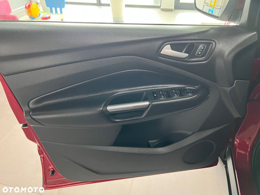 Ford Kuga - 22