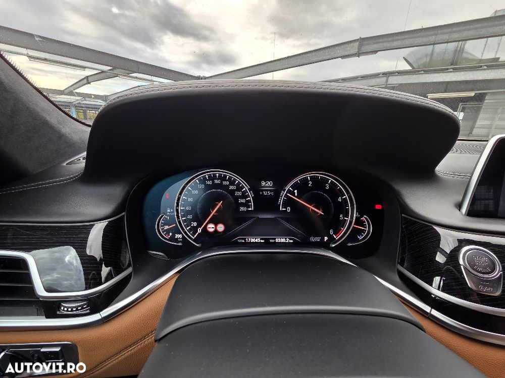 BMW Seria 7 - 9