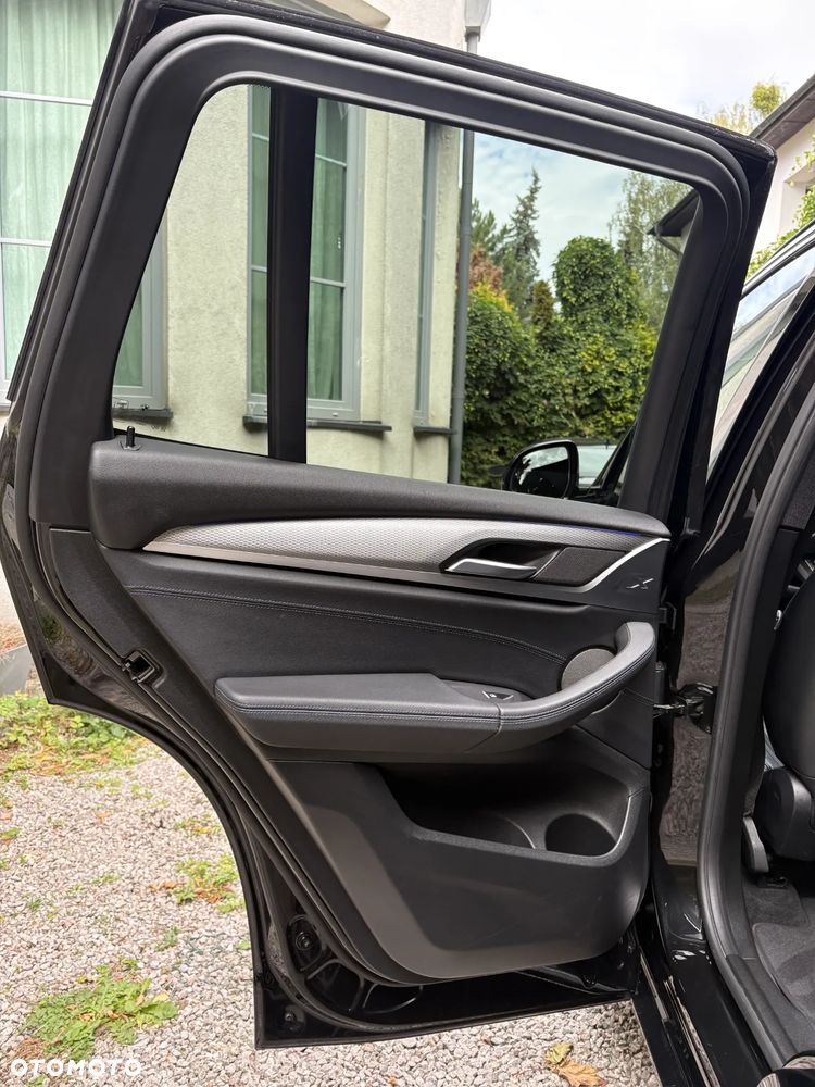 BMW X3 xDrive20d - 36