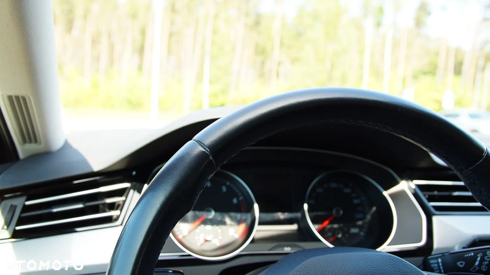 Volkswagen Passat 1.5 TSI EVO Business DSG - 19