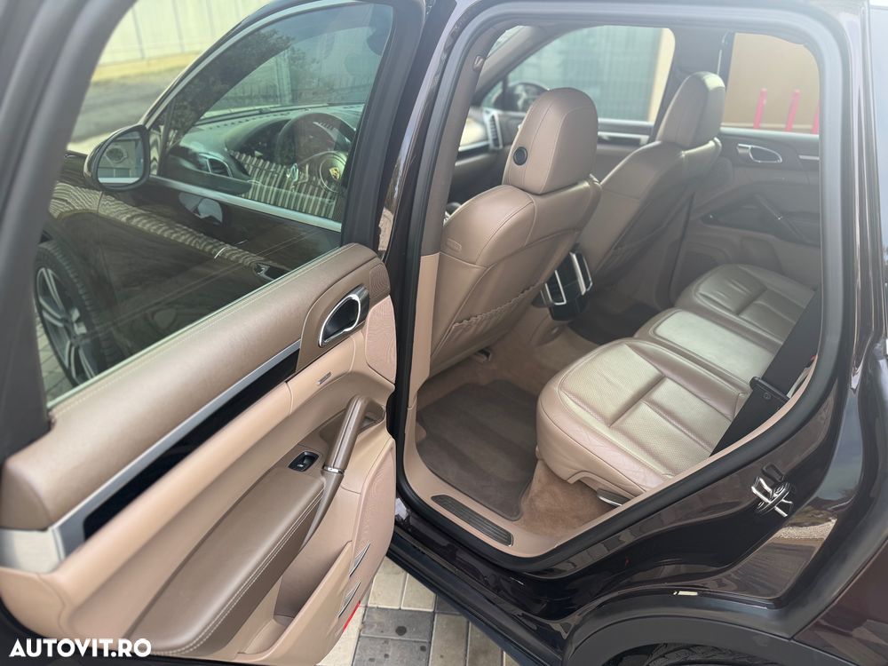 Porsche Cayenne 3.0TD TipTronic - 8