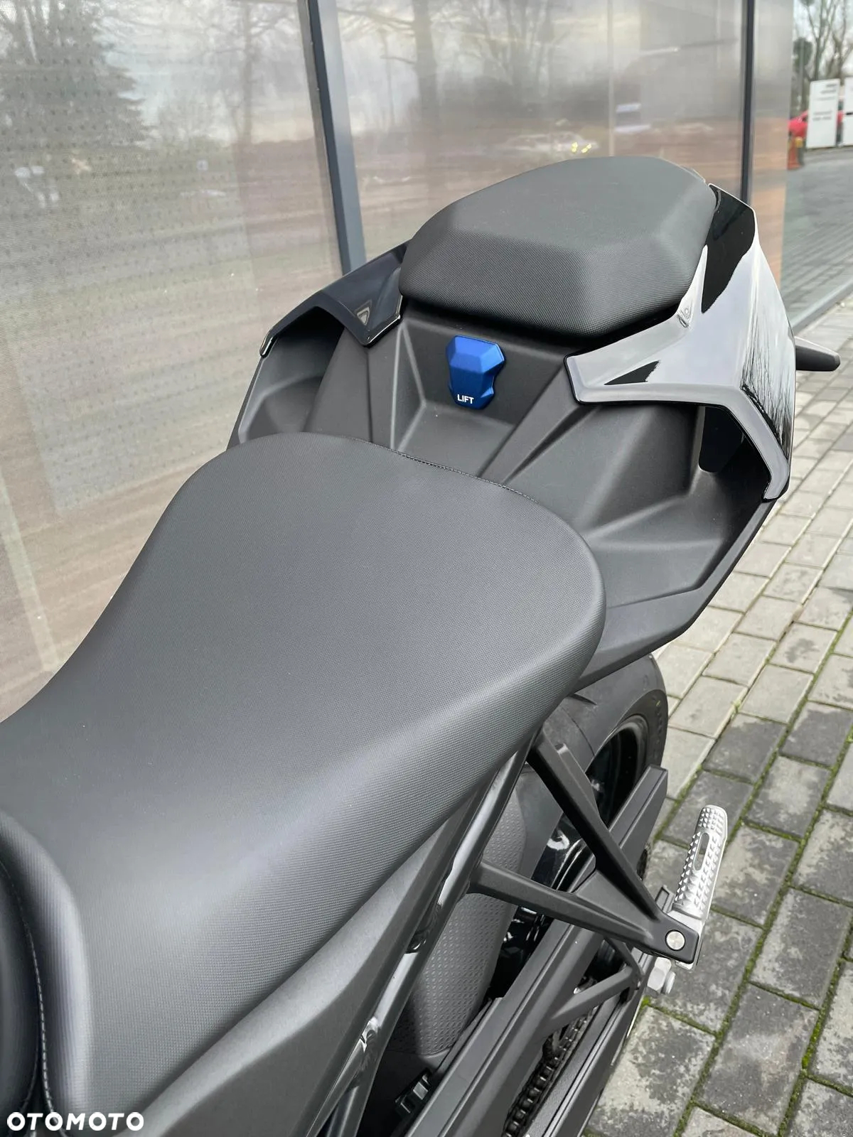BMW S - 16