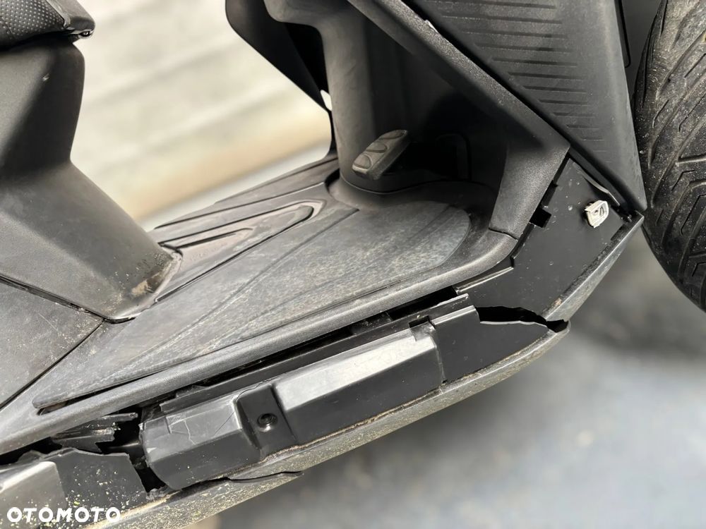 Peugeot Metropolis - 13