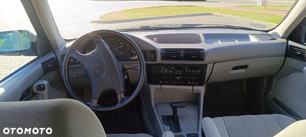 BMW Seria 5 525i - 6