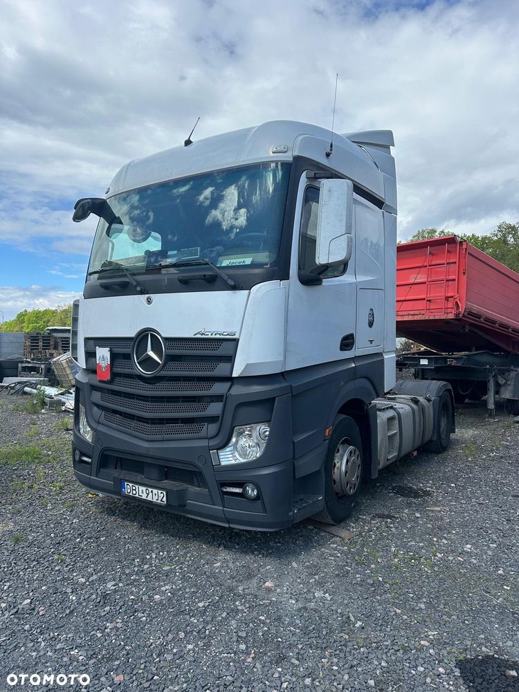 Mercedes-Benz ACTROS MP4 - 2