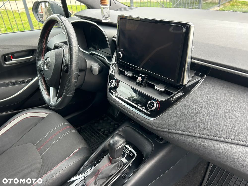 Toyota Corolla 1.8 Hybrid GR Sport - 12