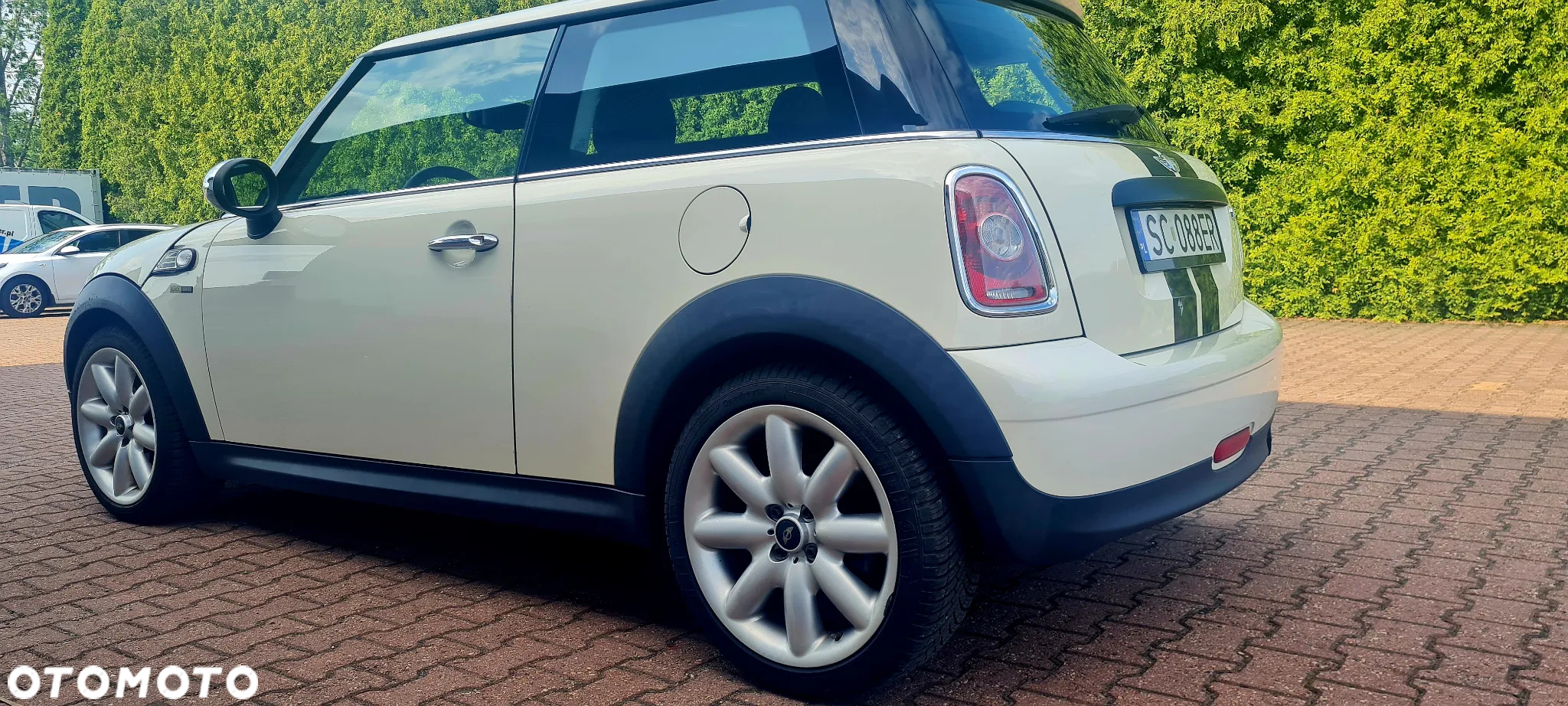 MINI ONE Standard - 7