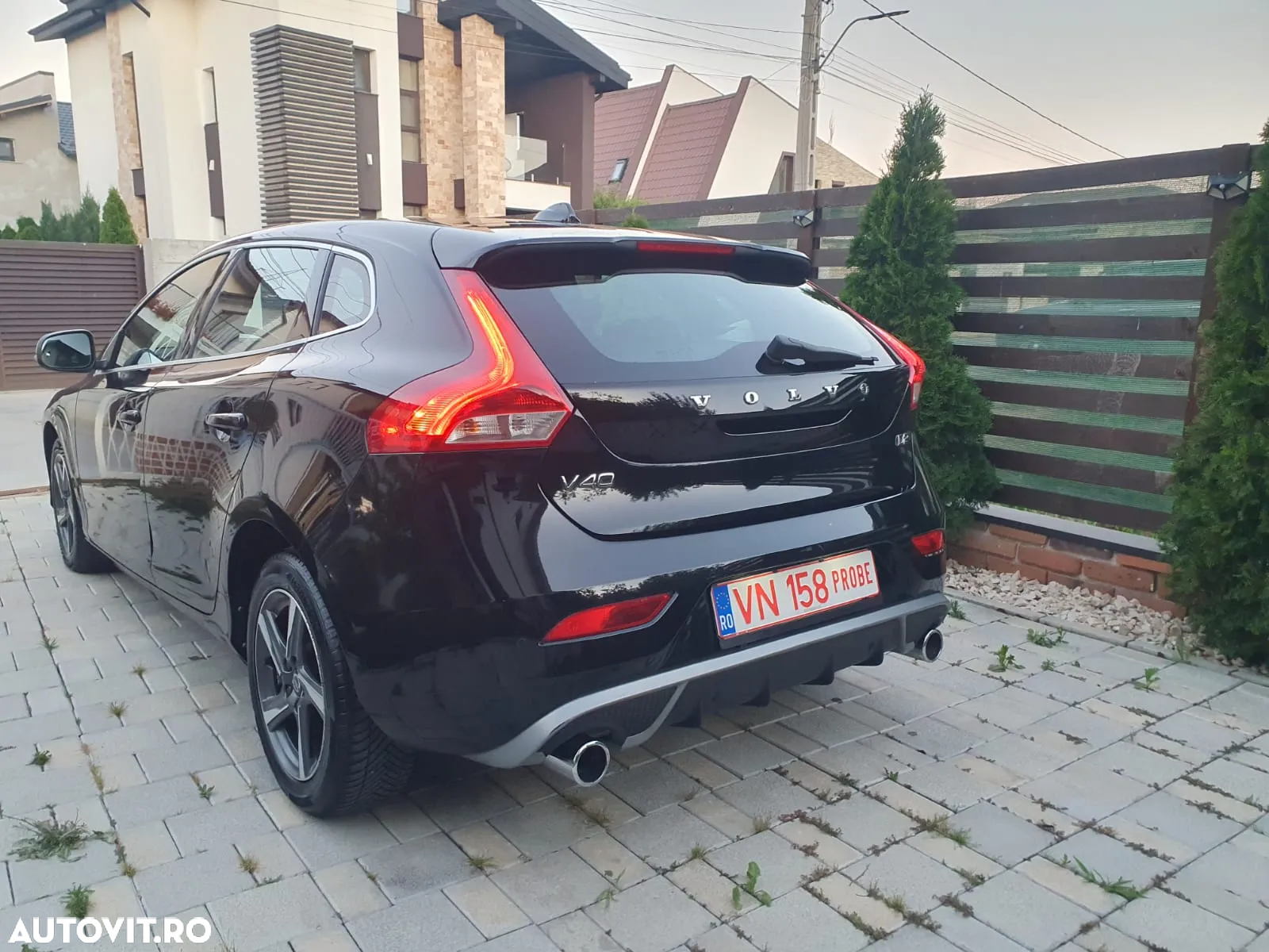 Volvo V40 D4 Rdesign - 14