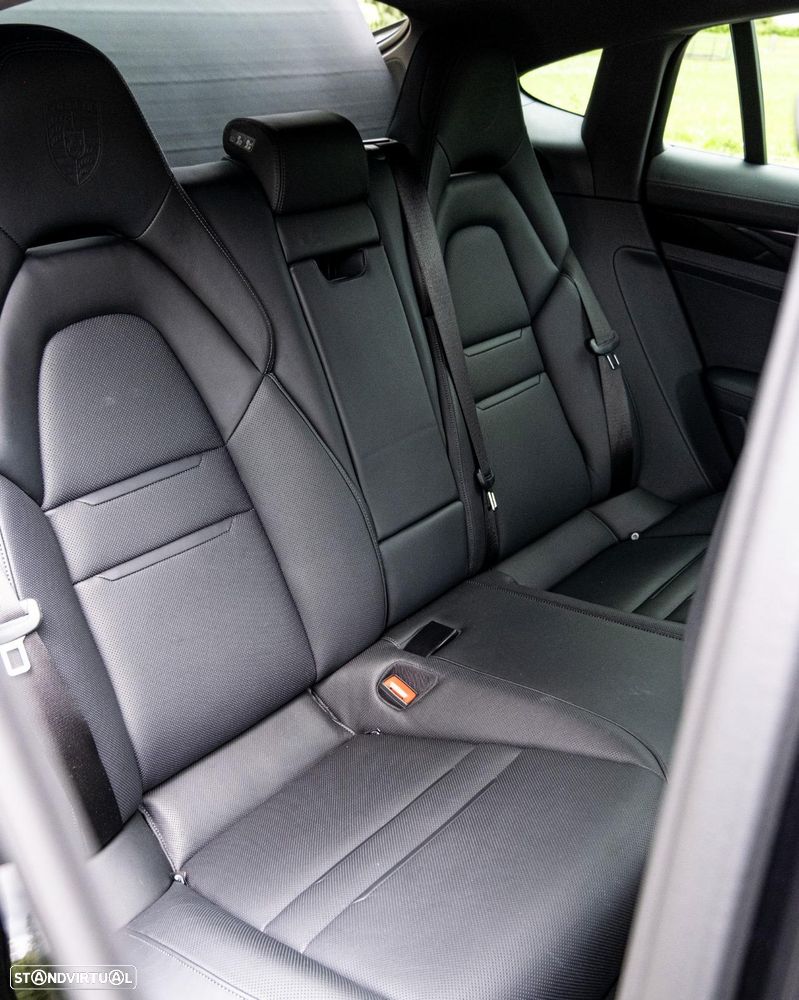 Porsche Panamera - 11