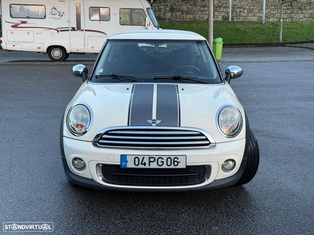 MINI 3 Portas Cooper D - 2