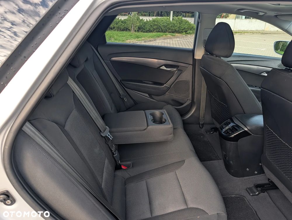 Hyundai i40 Kombi blue 1.7 CRDi Premium - 25