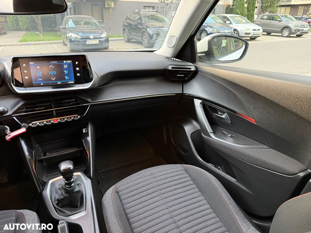 Peugeot 2008 1.5 BlueHDI BVM6 STT Allure - 8