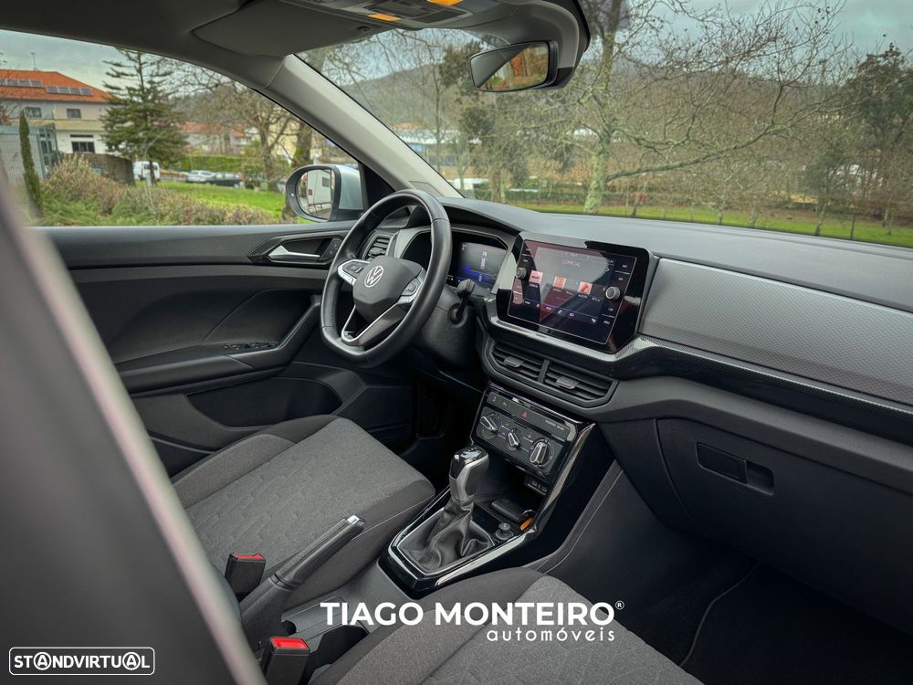 VW T-Cross 1.0 TSI Urban DSG - 49