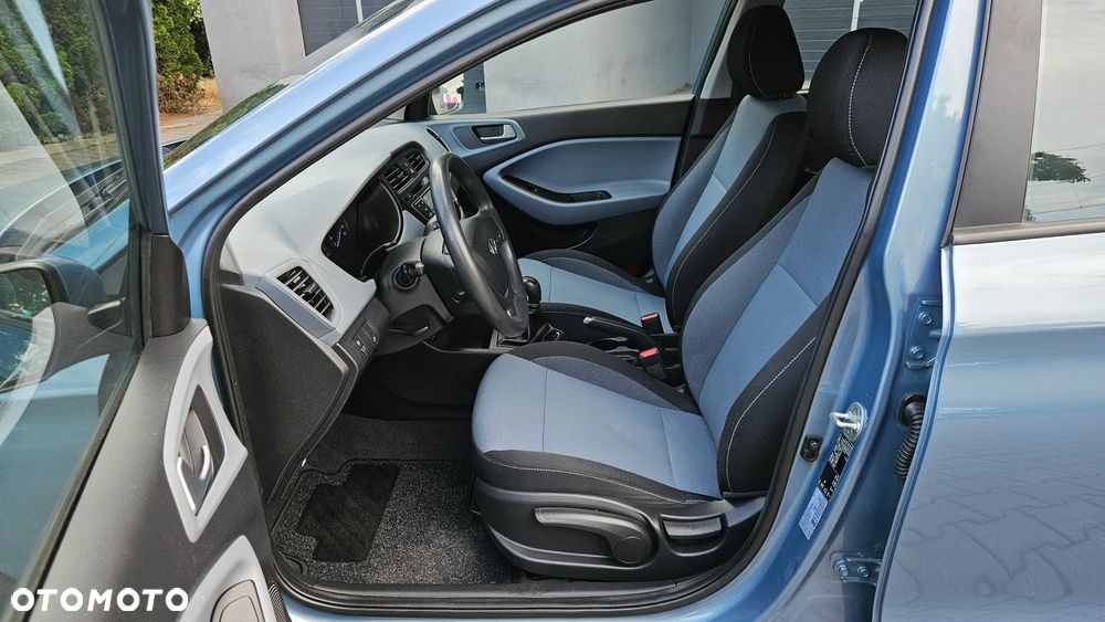 Hyundai i20 1.2 Elegant - 13