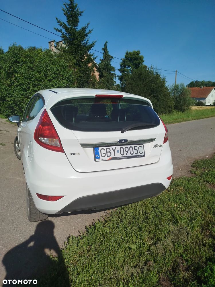 Ford Fiesta 1.6 TDCi Titanium - 5