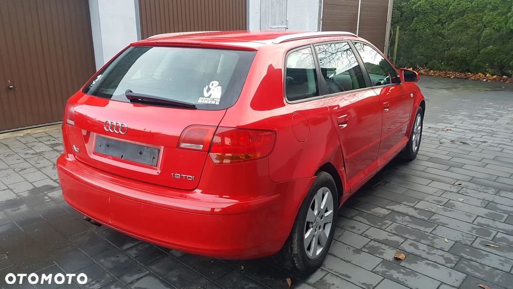 Audi A3 Sportback - 3