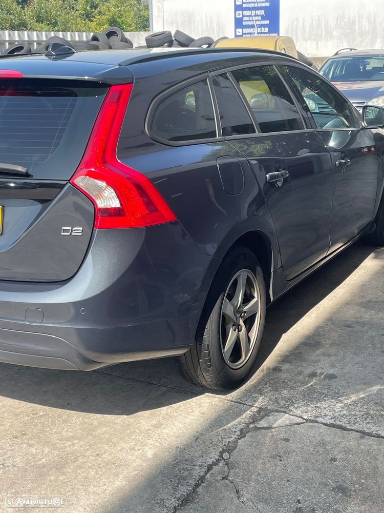 Volvo V60 D2 Kinetic - 5