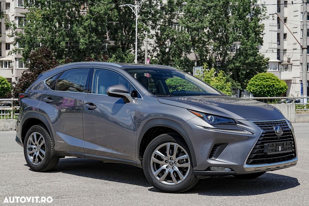 Lexus Seria NX - 2