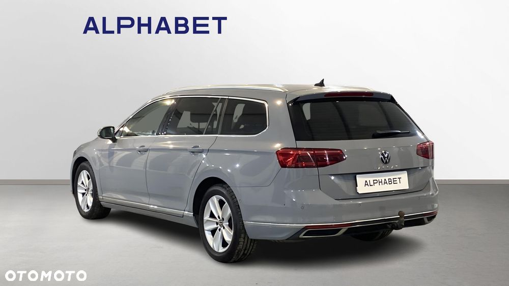 Volkswagen Passat - 3