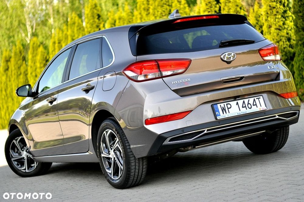 Hyundai i30 1.5 T-GDI 48V Executive - 3