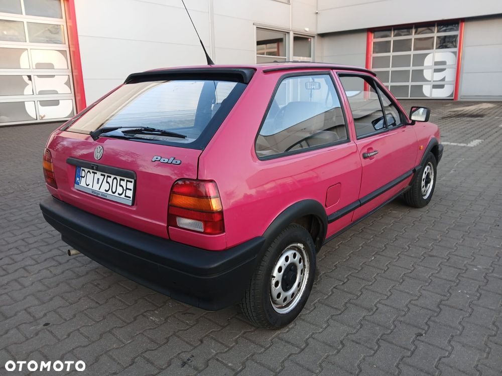 Volkswagen Polo 1.0 CL - 6