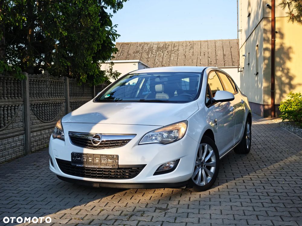Opel Astra 1.4 Innovation - 1