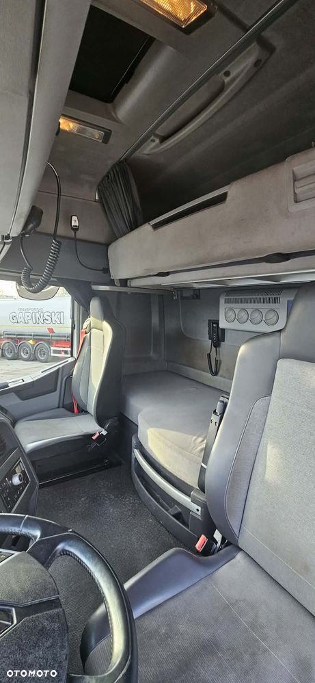 Renault Gama T-460 - 9