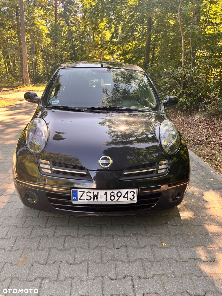 Nissan Micra - 1