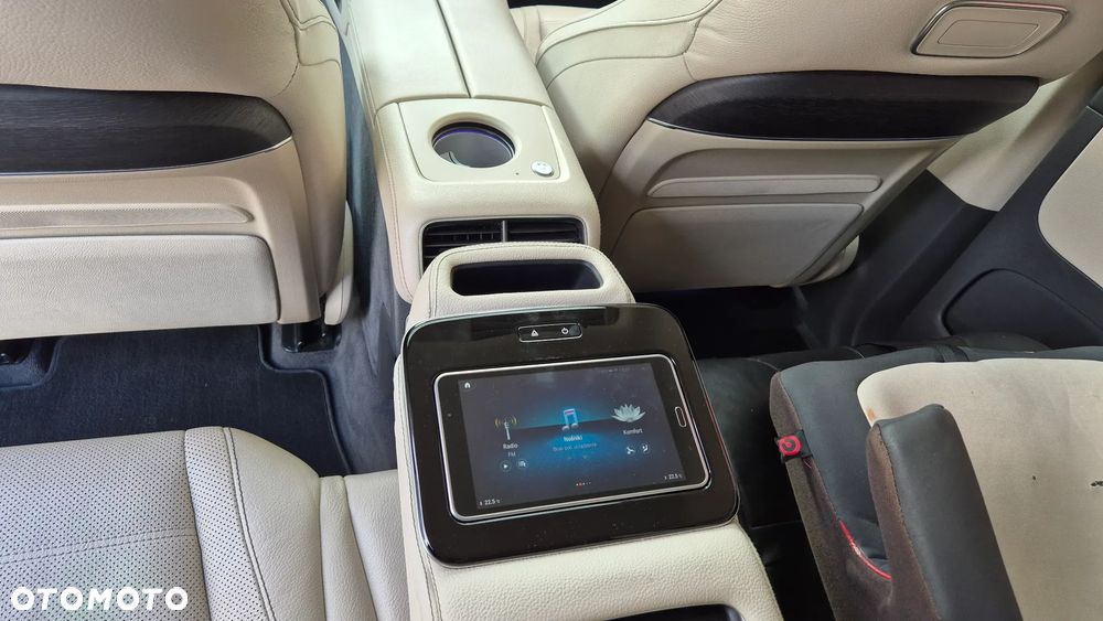 Mercedes-Benz GLS - 14