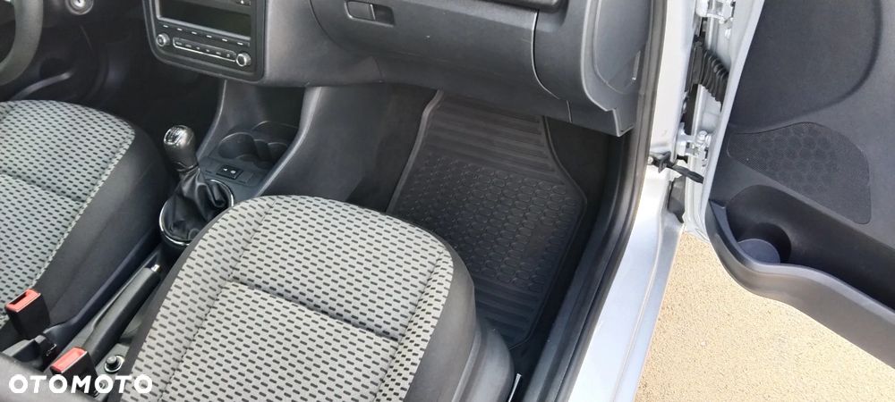 Skoda Fabia 1.4 16V Ambition - 12
