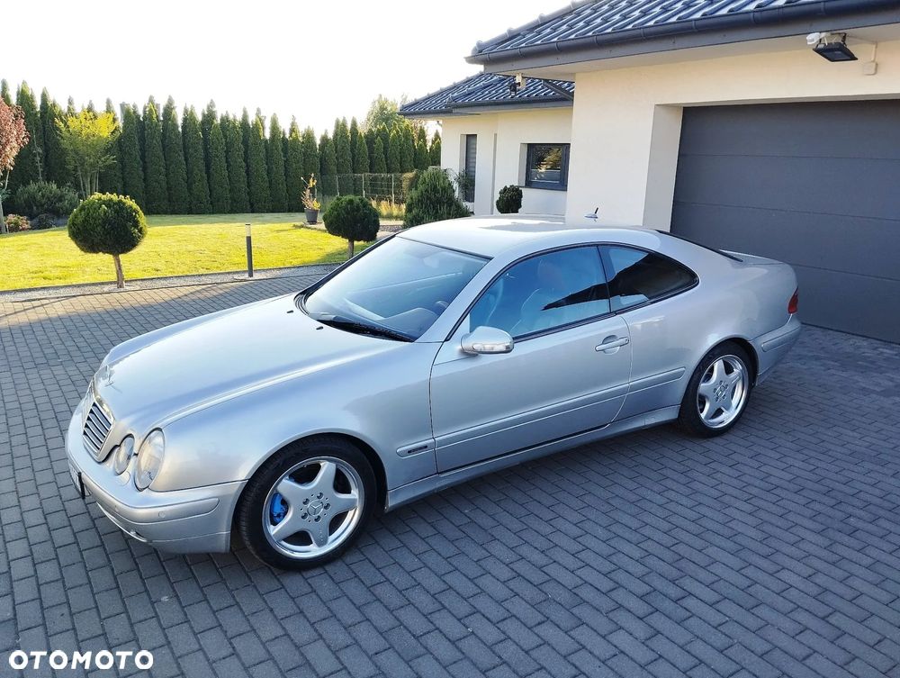 Mercedes-Benz CLK - 1