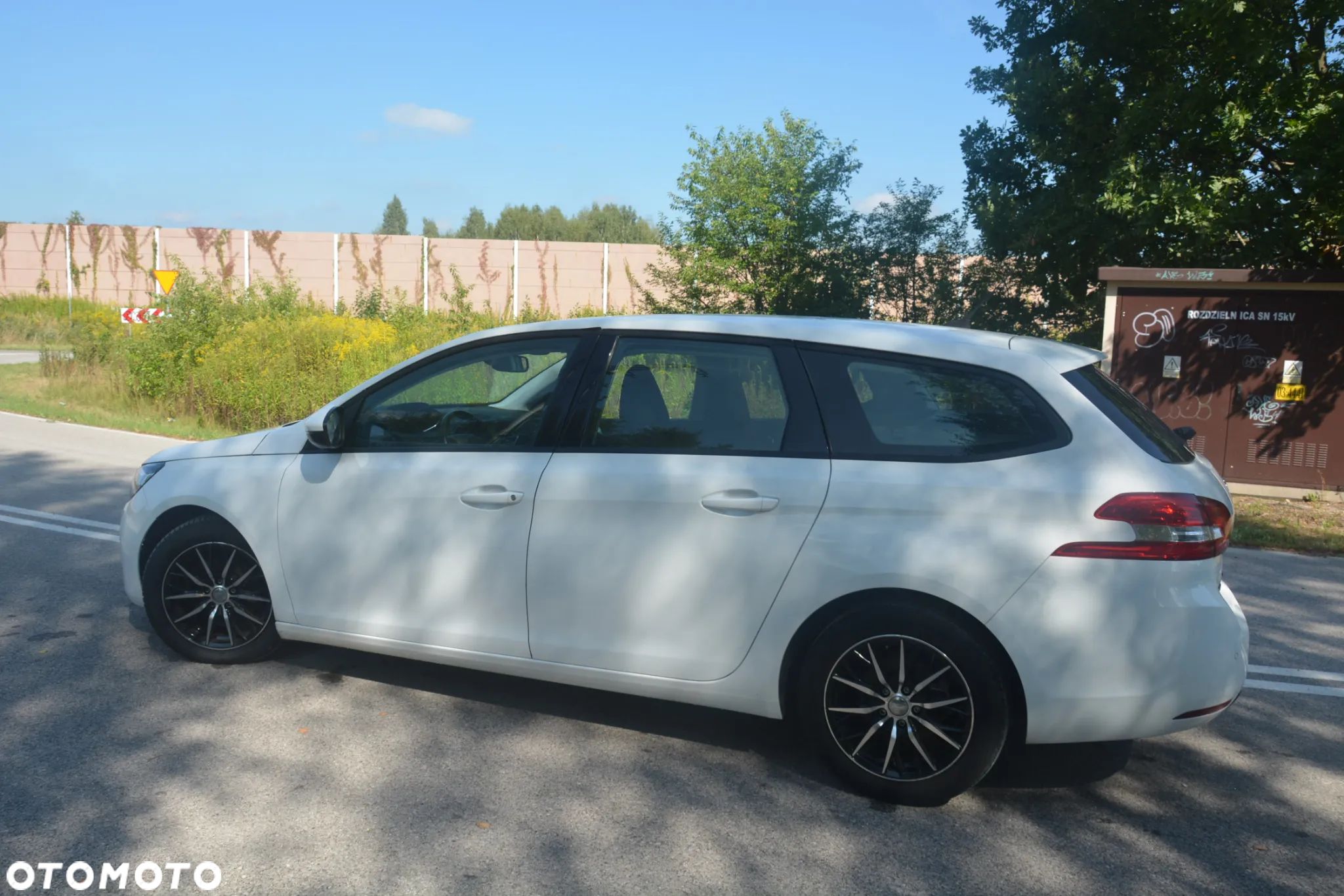 Peugeot 308 - 1
