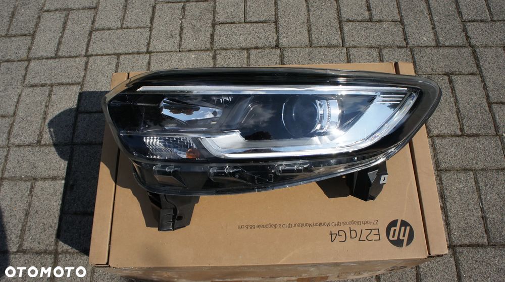 PRZEDNIA LEWA LAMPA RENAULT KADJAR LED 260609857R - 1