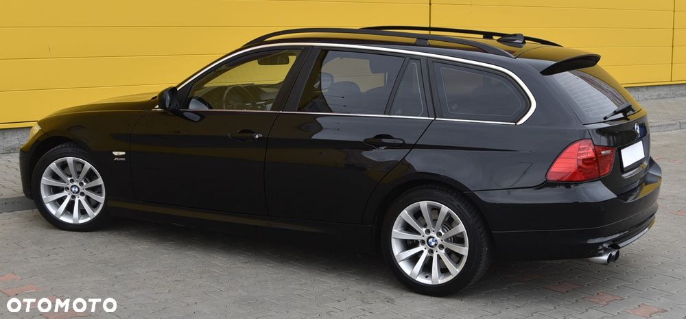 BMW Seria 3 325xi - 10