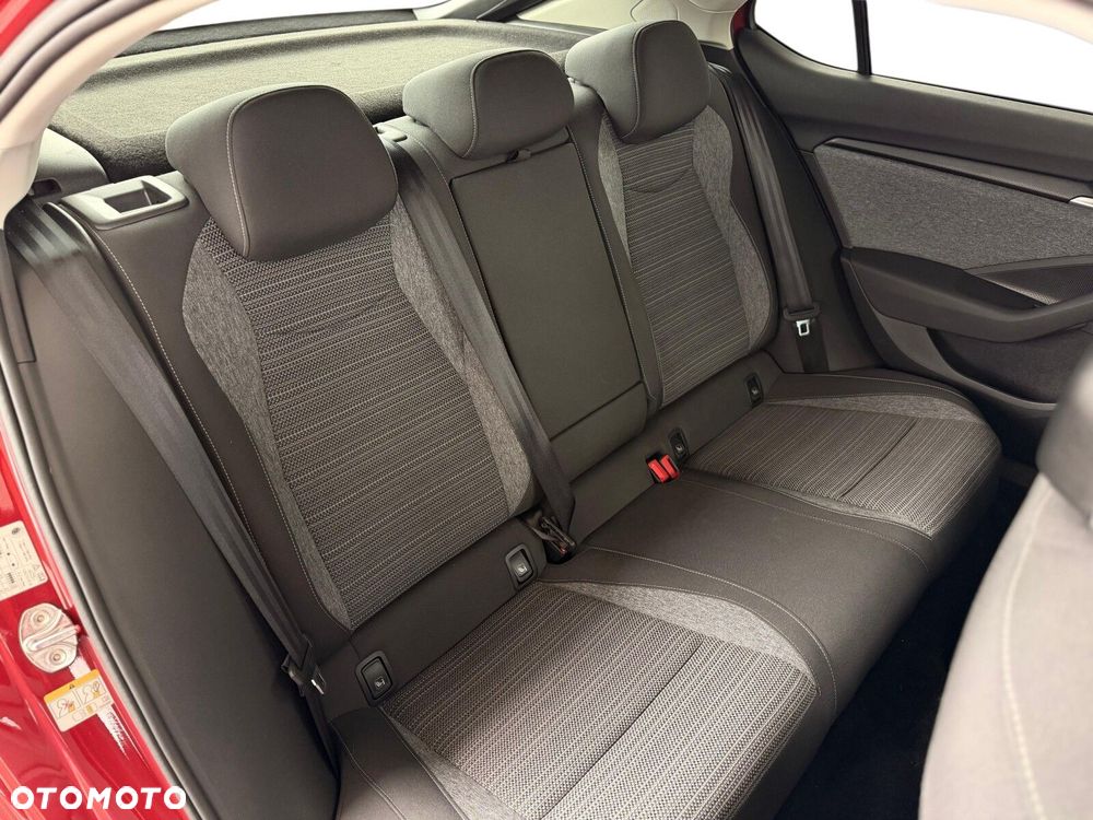 Skoda Superb 1.5 TSI mHEV Selection DSG - 26