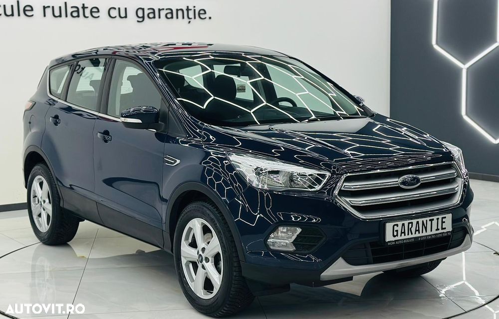Ford Kuga 1.5 EcoBoost 2x4 Business Edition - 2