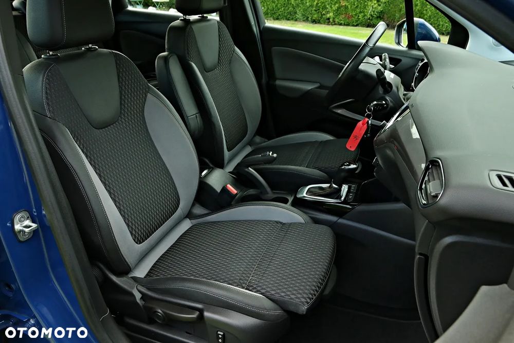 Opel Crossland X - 22