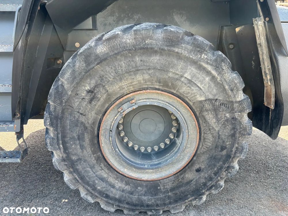 Liebherr 576 XPower - 18