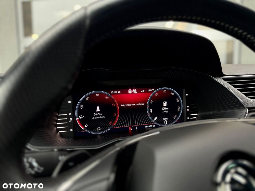 Skoda Superb 2.0 TDI SCR 4x4 Sportline DSG - 21