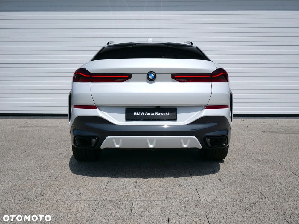 BMW X6 xDrive40d mHEV sport - 11