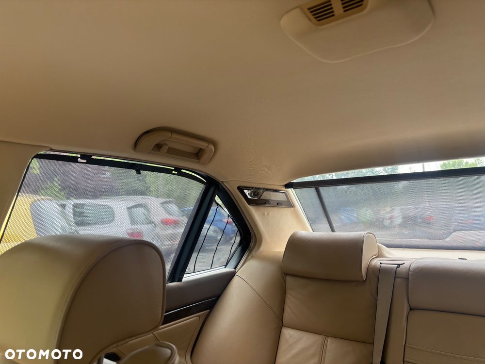 BMW Seria 7 735i - 17