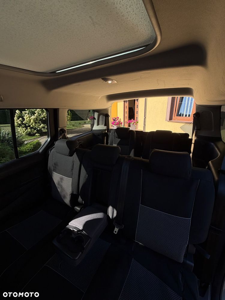 Ford Tourneo Connect Grand - 20