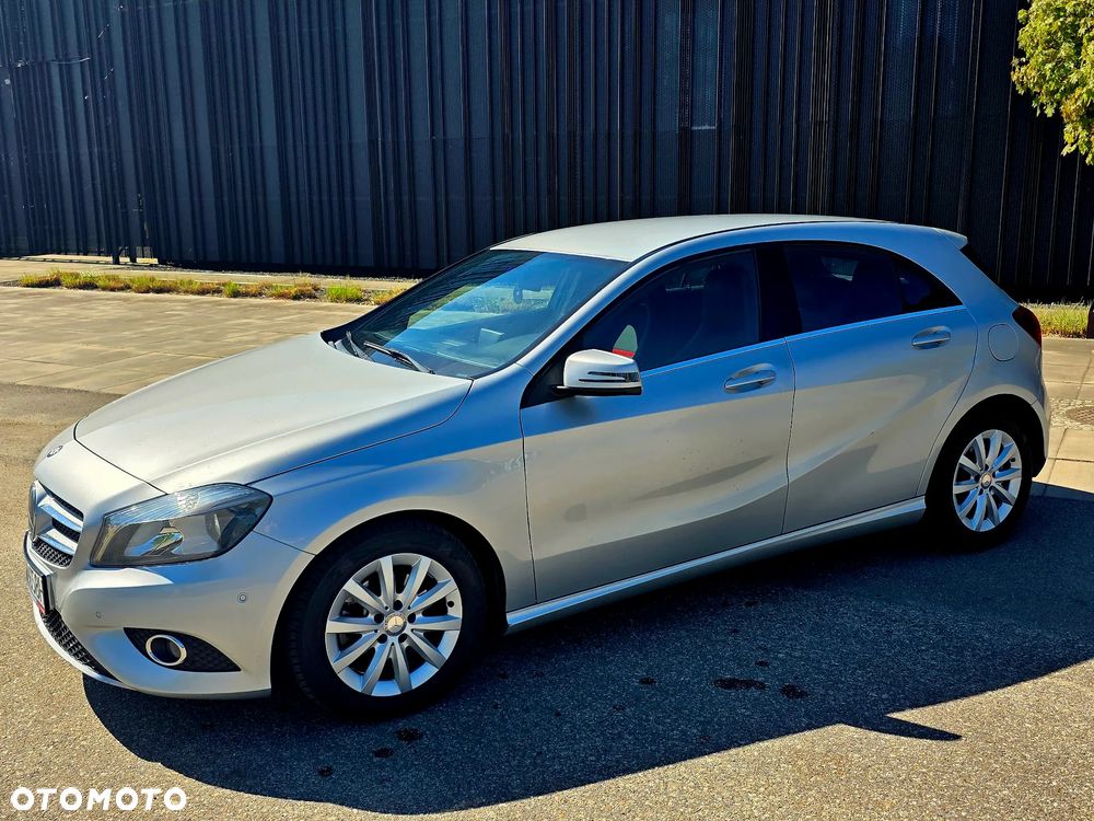 Mercedes-Benz Klasa A 180 (BlueEFFICIENCY) - 2
