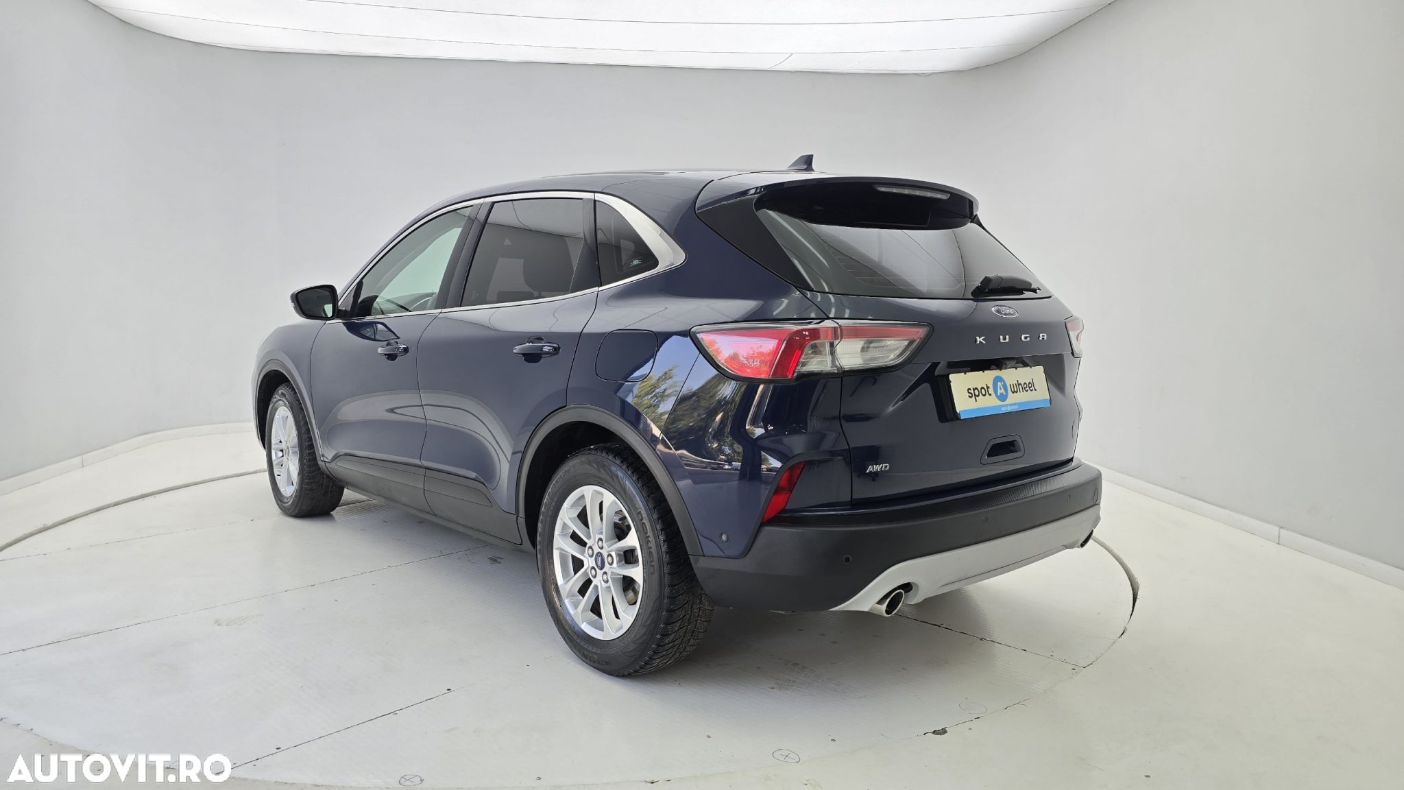 Ford Kuga - 8