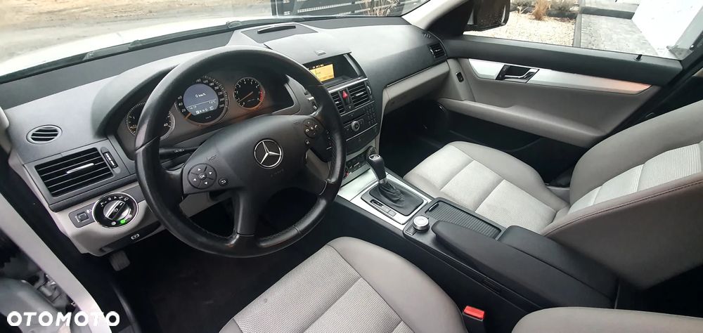 Mercedes-Benz Klasa C - 30